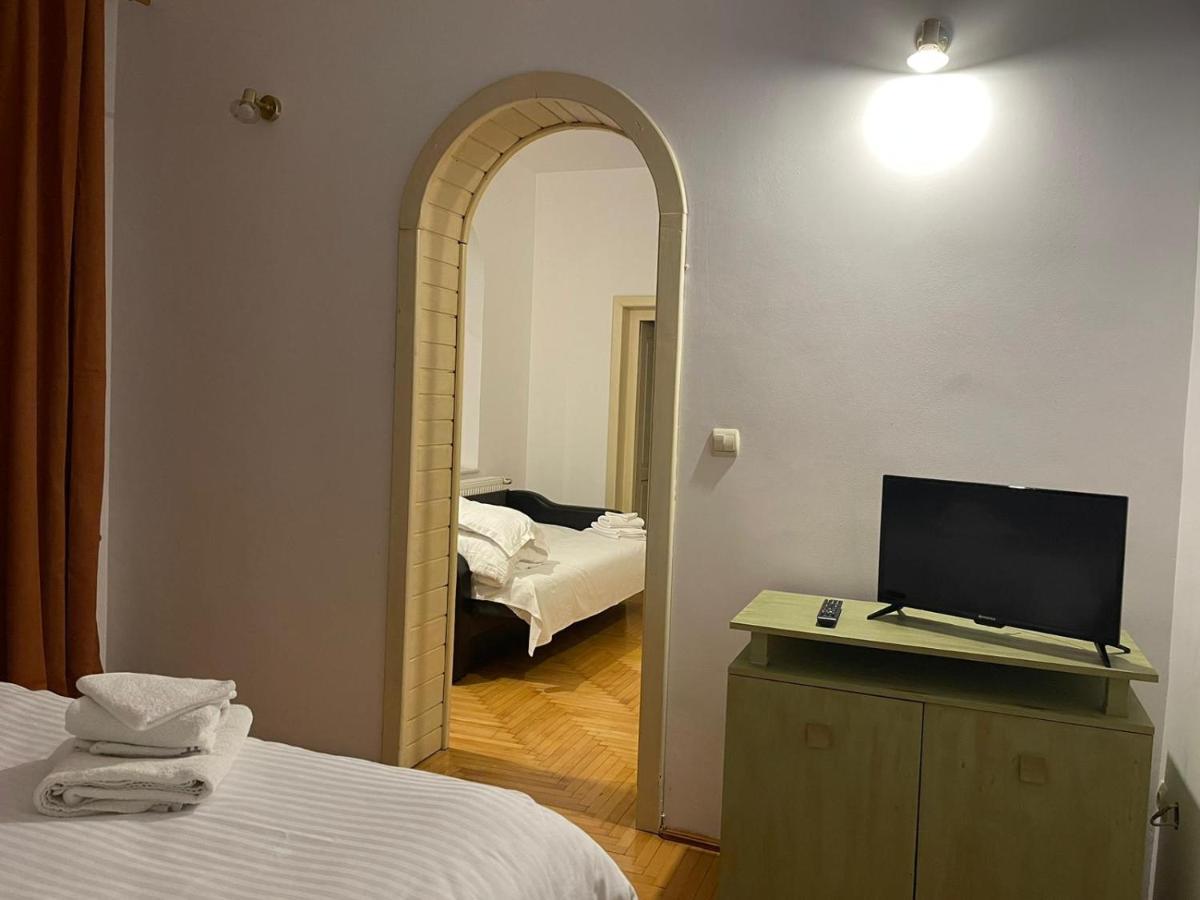 Villa White Castle - Bran à Bran  Extérieur photo